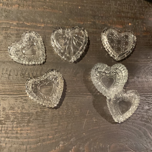 Set of 3 glass heart shaped trinket boxes vintage? - Picture 4 of 4